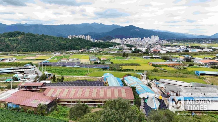 거면·인당지구에서 바라본 읍 소재지