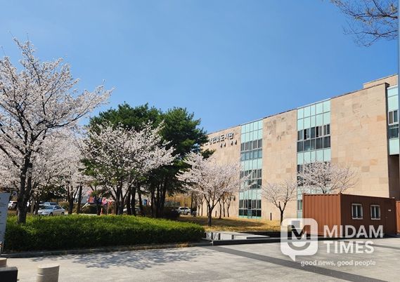 진영한빛도서관