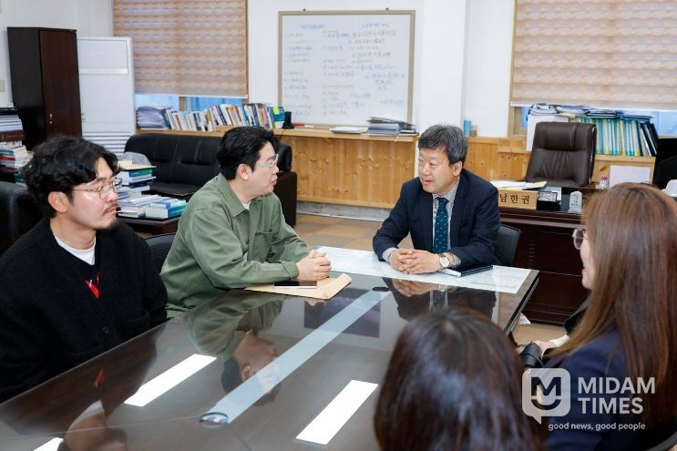 독도사랑운동본부 ‘독도사랑’ 후원물품 기탁