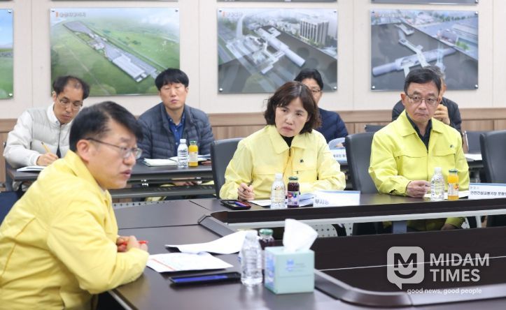 최혜민 광명시장 권한대행, 김대순 경기도 행정2부지사와 신안산선 사고 현장 점검