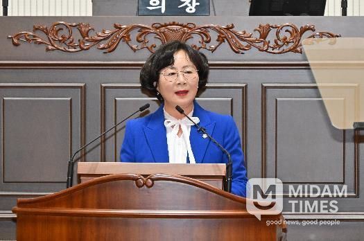신서경 진주시의원, 자유시장 누수·화장실 문제 개선 촉구