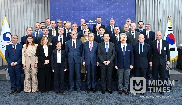 주NATO 30개국 대사단 접견